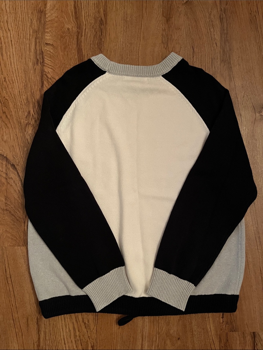 Mountain Ridge Explore Life Colorblock Sweater - Picture 6 of 6